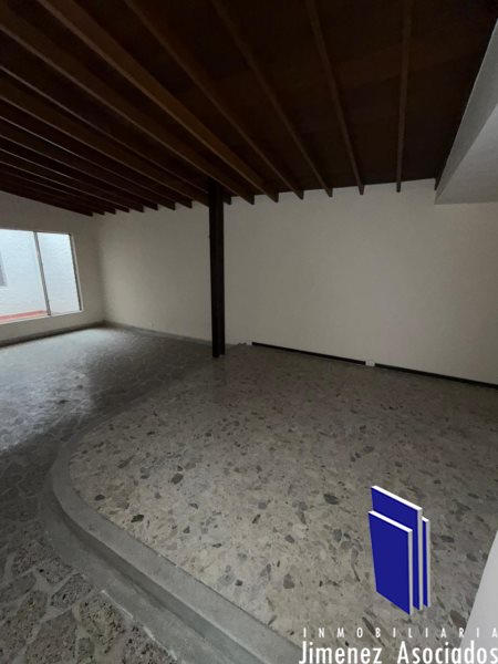 Casa en Arriendo en Laureles