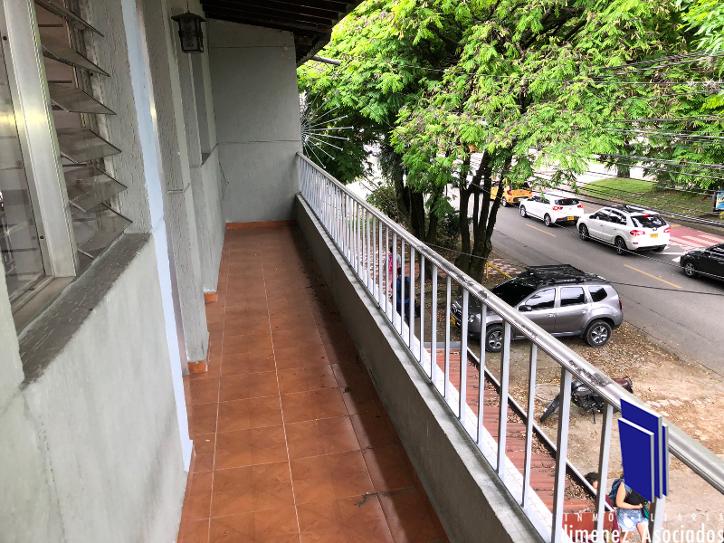 Apartamento para el arriendo en Medellin el codigo es 824 Foto 8