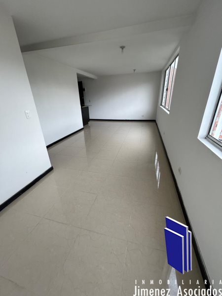 Apartaestudio en Arriendo en Loma De Los Bernal